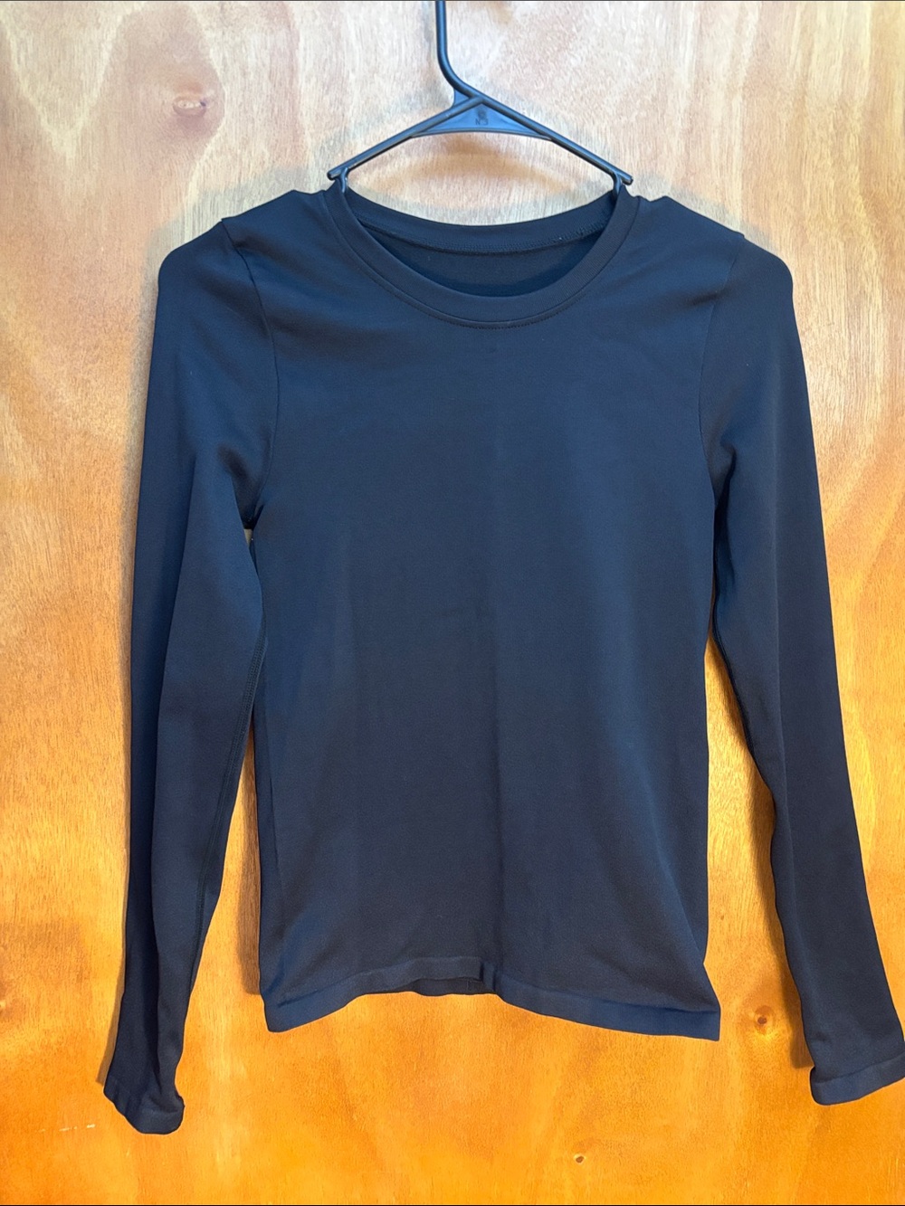 Everyday Women's Long-Sleeve Crewneck Tee - Black